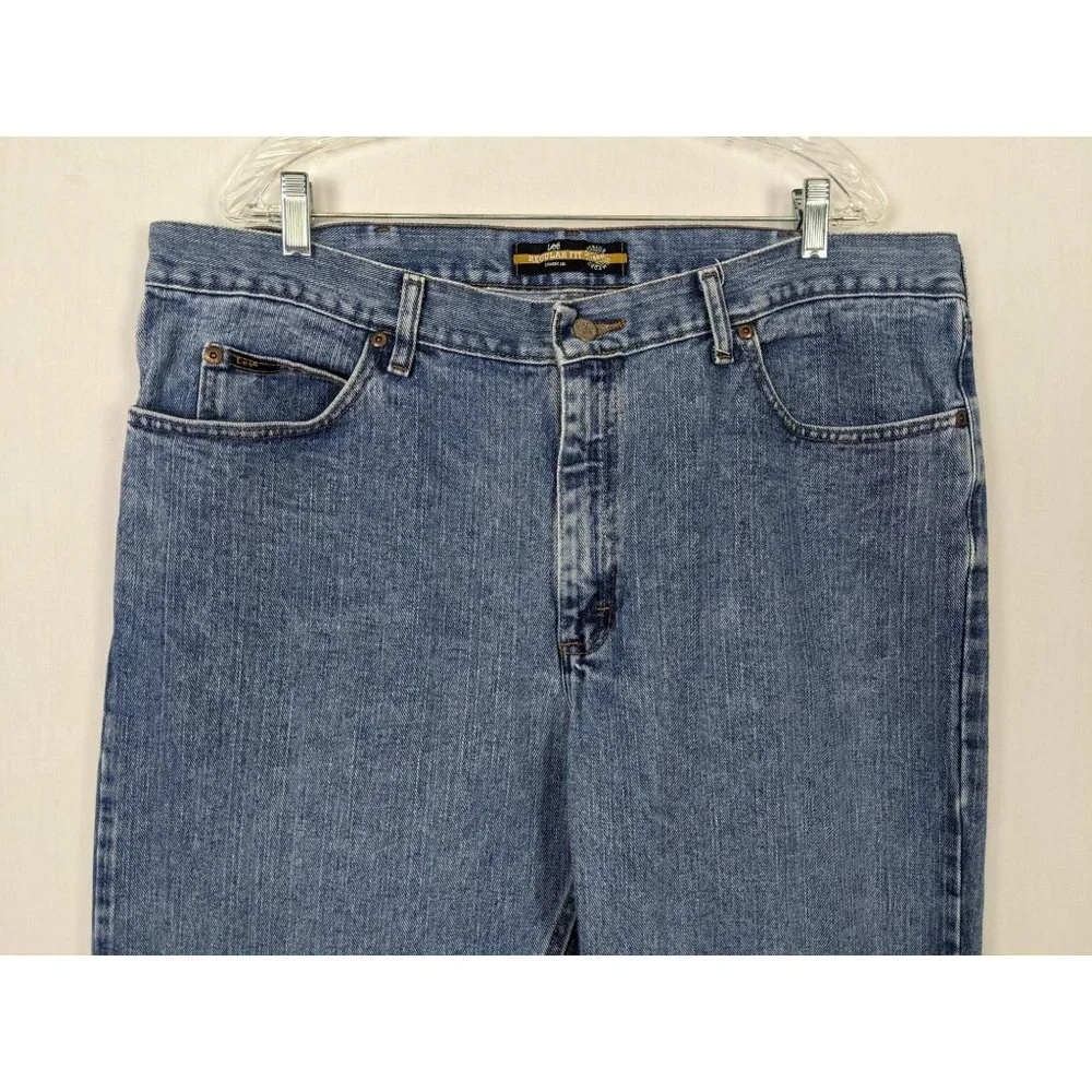 Lee Regular Fit straight leg denim men jeans 42‎ 32